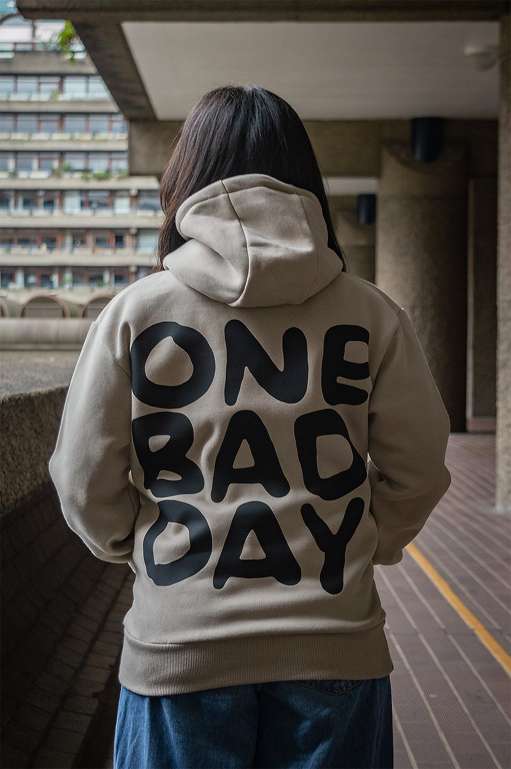 OVERSIZED LOGO HOODIE