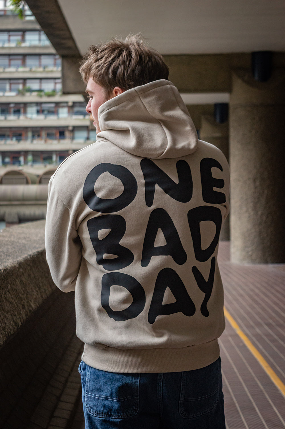 OVERSIZED LOGO HOODIE