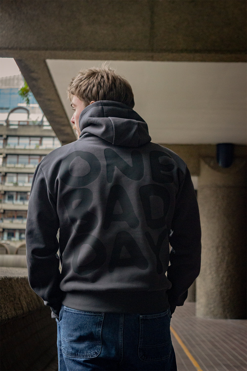 OVERSIZED LOGO HOODIE