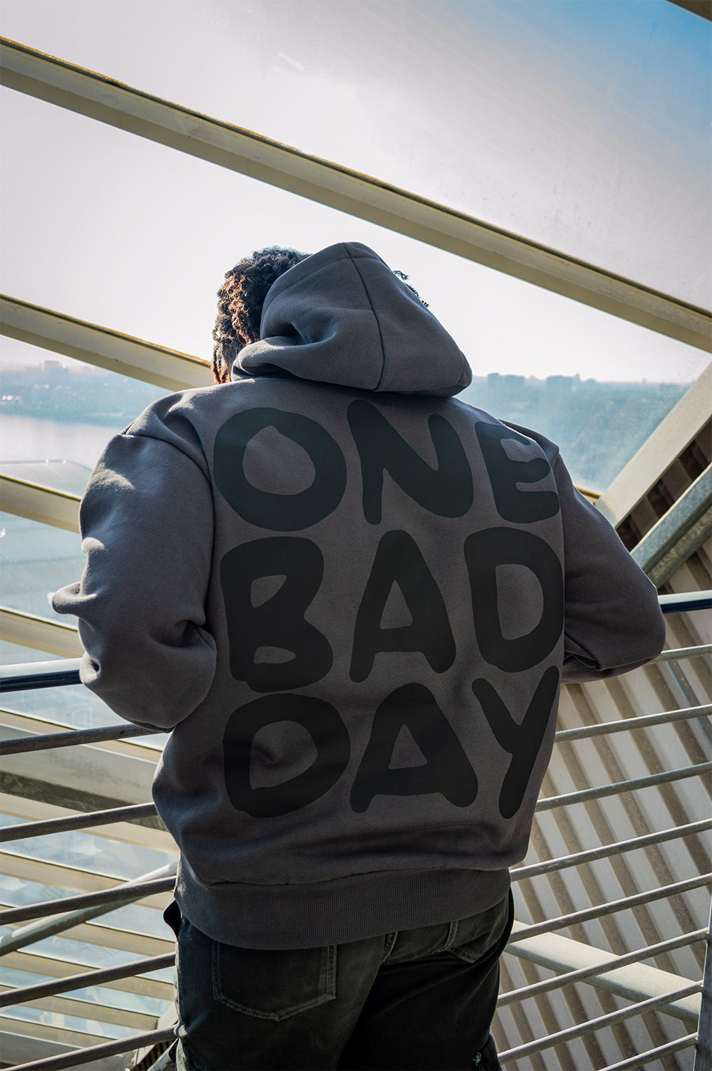 OVERSIZED LOGO HOODIE